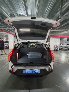 Kia EV3 Standard 2WD Air — пробег 800 км — фото 5 из 5