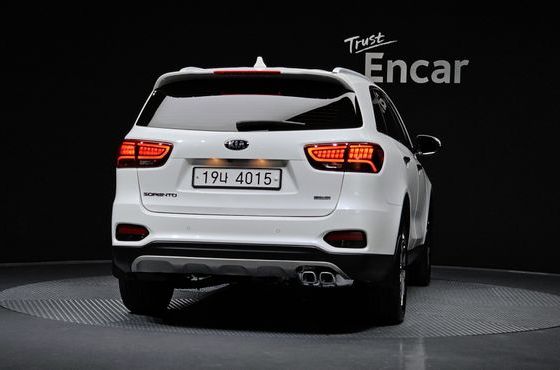 Kia Sorento Diesel 2.0 2WD Prestige — пробег 158 453 км — фото 4 из 5