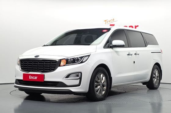Kia Carnival 11-Seater Deluxe — пробег 115 477 км — фото 1 из 5