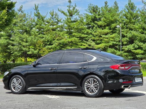 Hyundai Grandeur 2.4 Premium — пробег 180 923 км — фото 4 из 5
