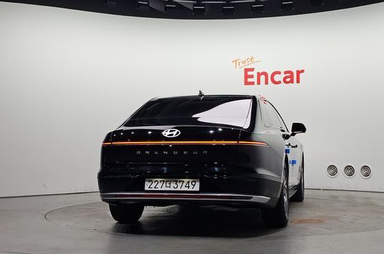 Hyundai Grandeur 2,5 Gasoline 2WD Exclusive — пробег 68 865 км — фото 4 из 5