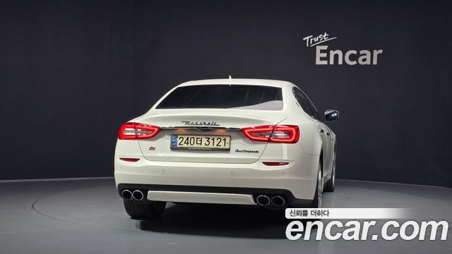 Maserati Quattroporte S Q4 3.0 V6 — пробег 97 459 км — фото 4 из 5