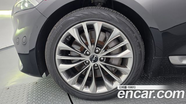Kia K9 из Кореи Encar