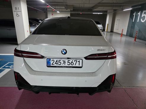 BMW 5-Series 520i M Sport — пробег 3 100 км — фото 4 из 5
