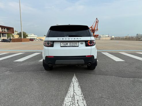 Land Rover Discovery Sport 2.0 TD4 SE — пробег 84 321 км — фото 2 из 5