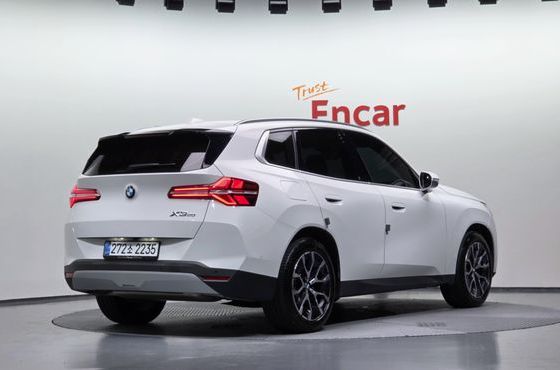 BMW X3 xDrive 20 — пробег 10 778 км — фото 2 из 5