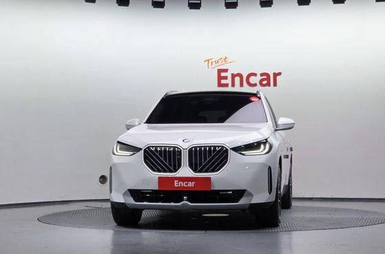 BMW X3 xDrive 20 — пробег 10 778 км — фото 3 из 5