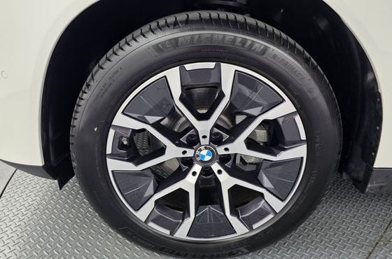 BMW X3 xDrive 20 — пробег 10 778 км — фото 5 из 5