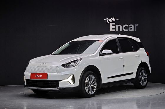 Kia Niro Earth — пробег 175 841 км — фото 1 из 5