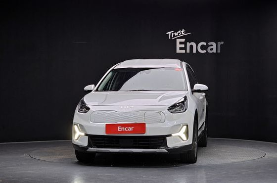 Kia Niro Earth — пробег 175 841 км — фото 3 из 5