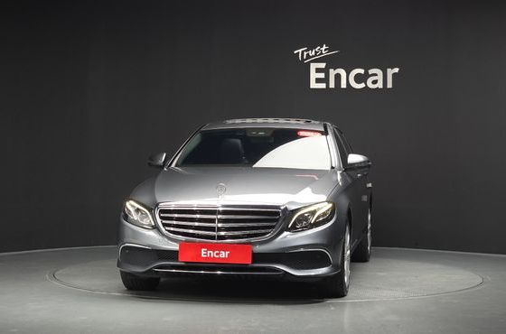 Mercedes-Benz E-Class E220d 4MATIC Exclusive — пробег 116 619 км — фото 3 из 5