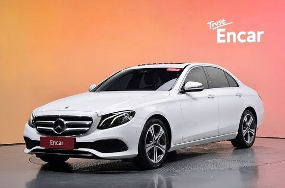 Mercedes-Benz E-Class E300 Avantgarde — пробег 113 781 км — фото 1 из 5