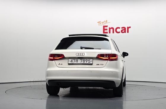 Audi A3 25 TDI Dynamic Sportback 8V — пробег 72 238 км — фото 4 из 5