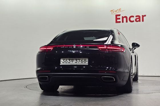 Porsche Panamera 3.0 AWD — пробег 71 282 км — фото 4 из 5