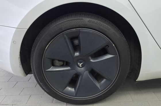 Tesla Model 3 Long Range AWD — пробег 154 288 км — фото 5 из 5