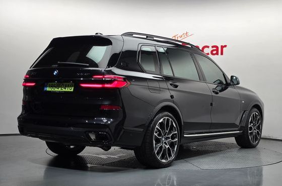 BMW X7 xDrive 40i M Sport 6STR — пробег 6 078 км — фото 2 из 5