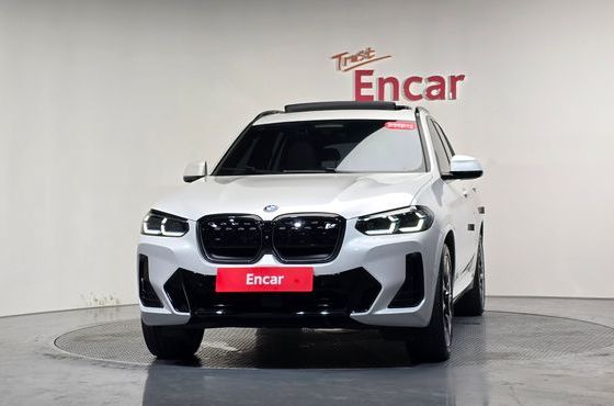 BMW iX3 M Sports — пробег 48 046 км — фото 3 из 5