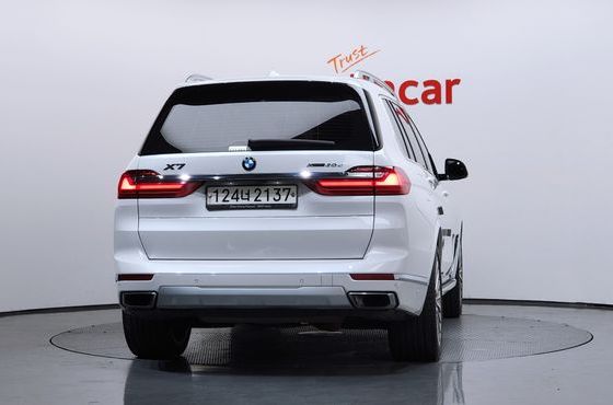 BMW X7 xDrive 30d Design Pure Excellent 7-Seater — пробег 99 695 км — фото 4 из 5