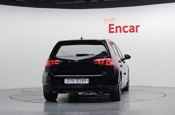 Volkswagen Golf 2.0 GTI Extreme Edition — пробег 175 385 км — фото 4 из 5