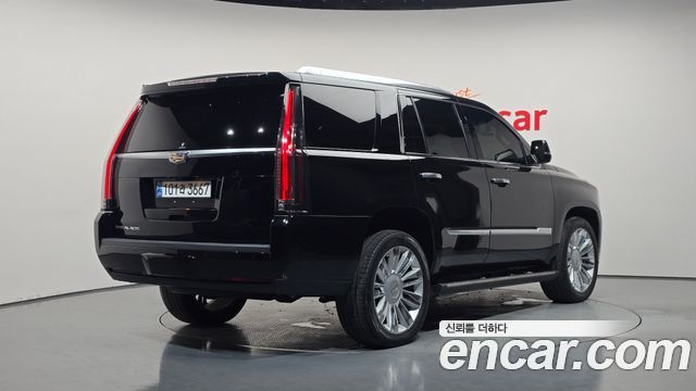Cadillac Escalade 6.2 4th — пробег 125 870 км — фото 2 из 5