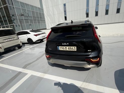 Kia Niro Prestige — пробег 46 095 км — фото 4 из 5