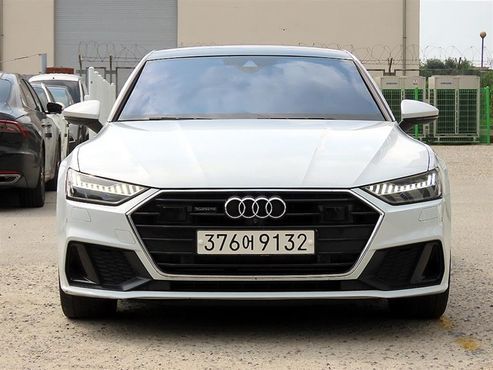Audi A7 50 TDI Quattrp Premium — пробег 220 410 км — фото 1 из 5