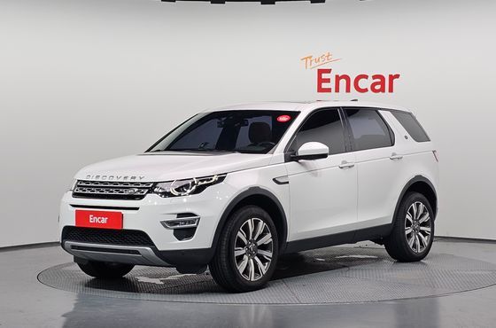Land Rover Discovery Sport 2.0 TD4 HSE Luxury — пробег 73 654 км — фото 1 из 5