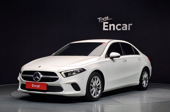 Mercedes-Benz A-Class A220 Sedan — пробег 64 560 км — фото 1 из 5