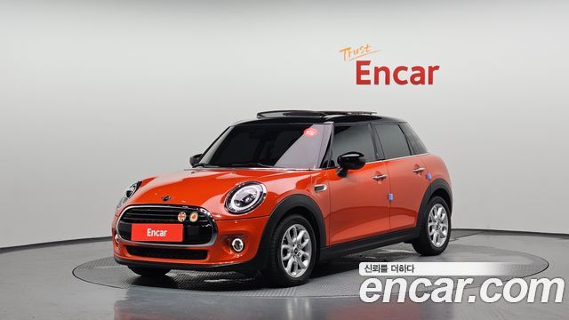 Mini Cooper 5Door HIGH 3rd — пробег 4 639 км — фото 1 из 5