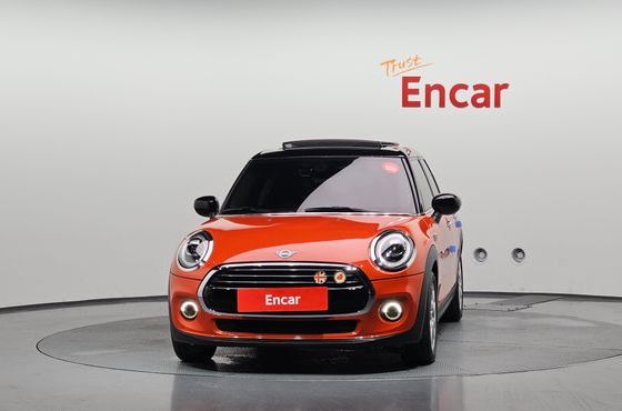 Mini Cooper 5Door HIGH 3rd — пробег 4 639 км — фото 3 из 5