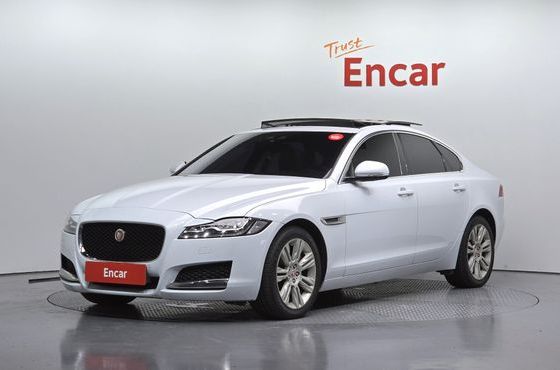Jaguar XF 20d Portfolio — пробег 115 586 км — фото 1 из 5