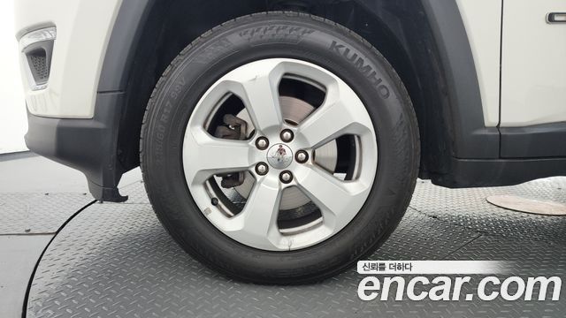 Jeep Compass из Кореи Encar