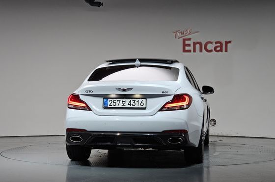 Genesis G70 2.0T Sport Package — пробег 50 529 км — фото 4 из 5