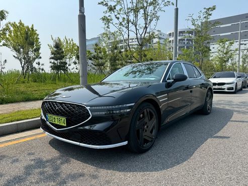 Genesis G90 Gasoline 3.5 Turbo AWD Black — пробег 13 000 км — фото 2 из 5