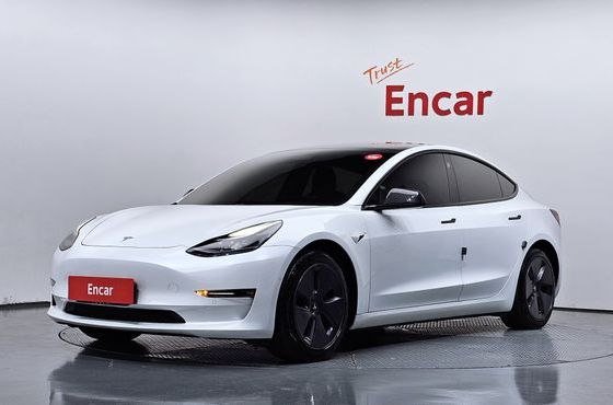 Tesla Model 3 Long Range AWD — пробег 84 180 км — фото 1 из 5