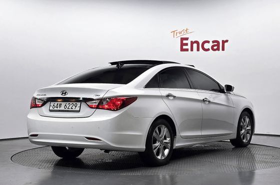 Hyundai Sonata Worldcup Special Edition — пробег 76 837 км — фото 2 из 5