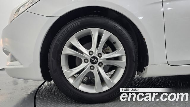 Hyundai Sonata Worldcup Special Edition — пробег 76 837 км — фото 5 из 5