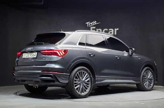 Audi Q3 35 TDI Quattro Premium — пробег 31 655 км — фото 2 из 5