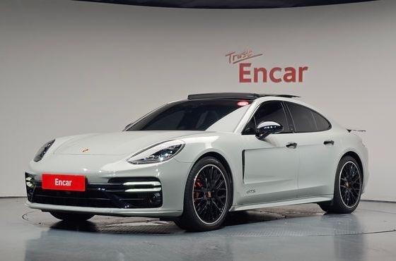 Porsche Panamera 4.0 GTS — пробег 45 386 км — фото 1 из 5