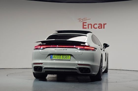 Porsche Panamera 4.0 GTS — пробег 45 386 км — фото 4 из 5