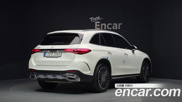 Mercedes-Benz GLC-Class GLC300 4MATIC AMG Line — пробег 44 586 км — фото 2 из 5