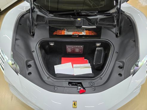 Ferrari SF90 4.0 — пробег 6 800 км — фото 3 из 5