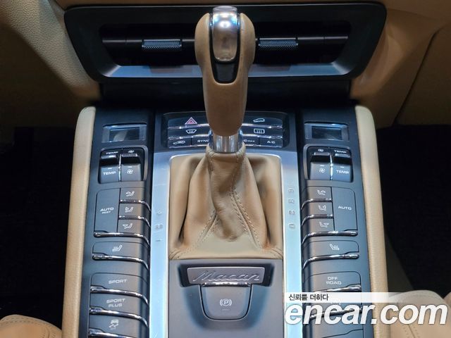 Porsche Macan из Кореи Encar