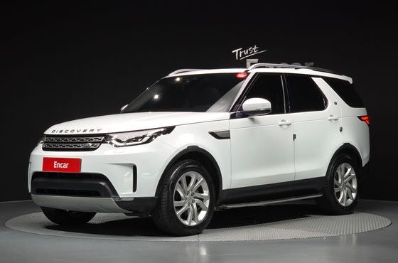 Land Rover Discovery 3.0 TD6 HSE — пробег 110 946 км — фото 1 из 5