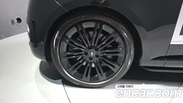 Land Rover Range Rover P530 Autobiography Long Wheel Base — пробег 83 704 км — фото 5 из 5