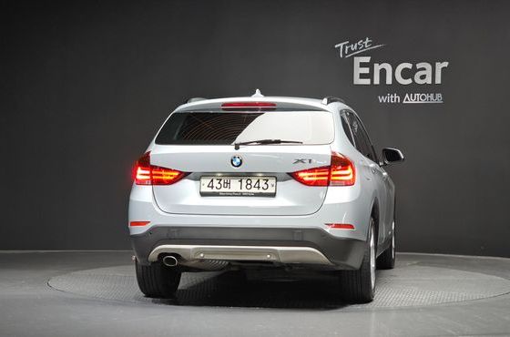BMW X1 xDrive 18d — пробег 104 495 км — фото 4 из 5