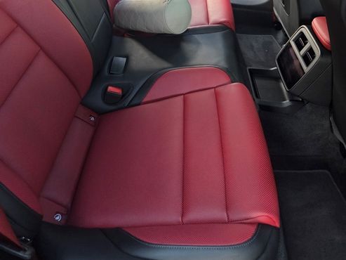 Porsche Taycan Base 4 — пробег 6 700 км — фото 5 из 5
