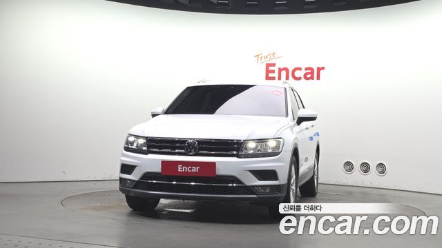 Volkswagen Tiguan 2.0 TDI Premium — пробег 89 759 км — фото 3 из 5