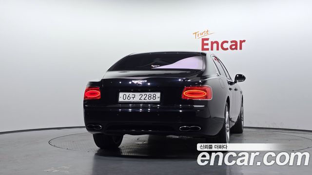 Bentley Flying Spur 4.0 — пробег 48 527 км — фото 4 из 5