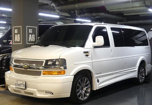 Chevrolet Express Van 6.0 — пробег 72 144 км — фото 2 из 5
